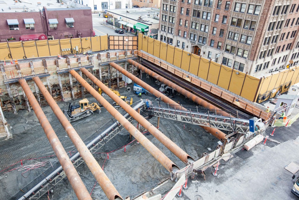 Conveyor belt excavation